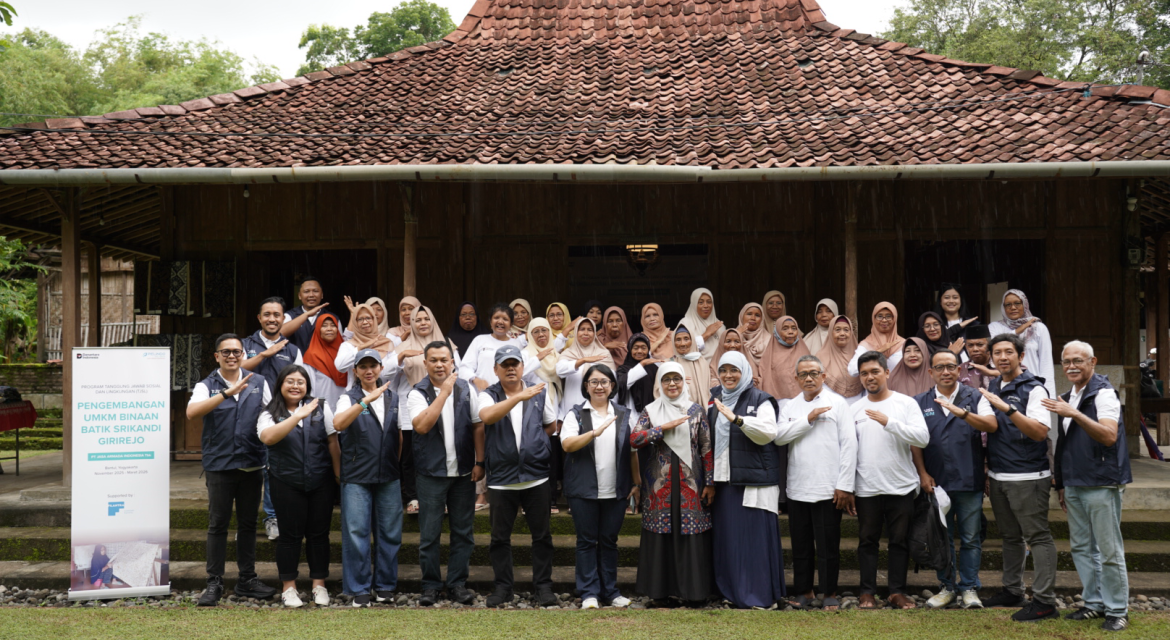 WUJUDKAN EKONOMI KREATIF BERKELANJUTAN,  IPCM DUKUNG UMKM BATIK SRIKANDI GIRIREJO GO DIGITAL