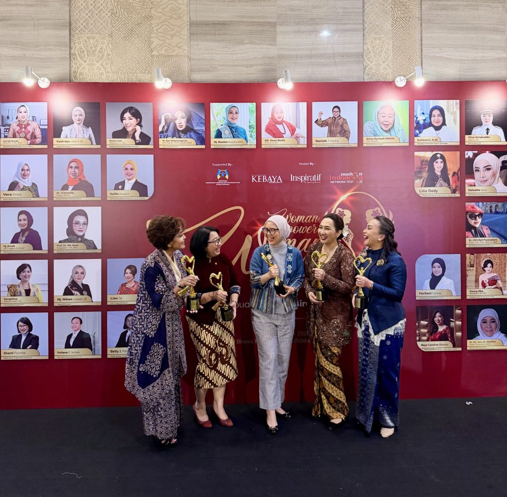 DIREKTUR UTAMA IPCM RAIH PENGHARGAAN WOMAN EMPOWER WOMAN AWARD 2025
