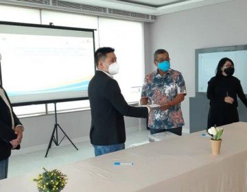 Penandatangan Mou, Dua Perusahaan Ini Siap Bangun Standarisasi Layanan Kapal dan Jasa Kepelabuhanan   Artikel ini telah tayang di WartaKotalive.com dengan judul Penandatangan Mou, Dua Perusahaan Ini Siap Bangun Standarisasi Layanan Kapal dan Jasa Kepelabuhanan, https://wartakota.tribunnews.com/2021/08/22/penandatangan-mou-dua-perusahaan-ini-siap-bangun-standarisasi-layanan-kapal-dan-jasa-kepelabuhanan.