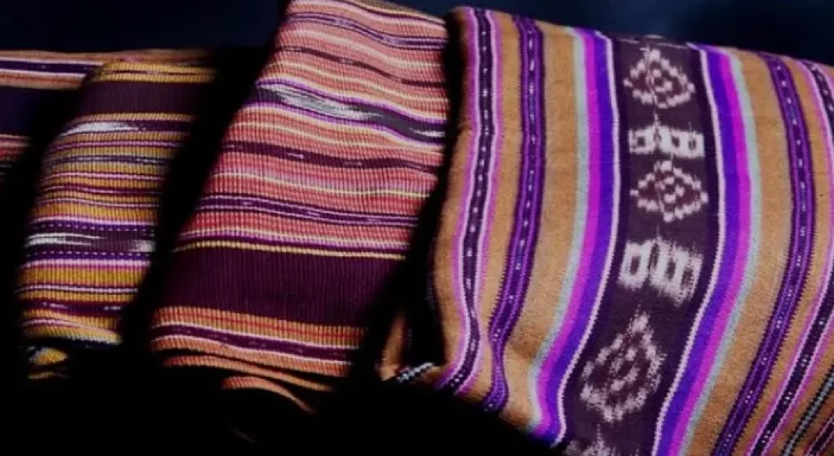Sinergi IPCC dan IPCM Bantu Kembangkan Produk Lokal Tenun dan Anyaman di Wilayah Adonara, Flores Timur NTT